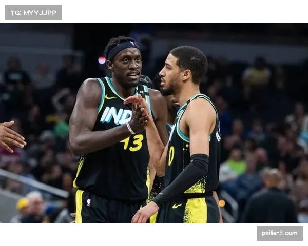 哈利伯顿与西亚卡姆挡拆配合 成为步行者进攻发起常规武器 哈利伯顿与西亚卡姆挡拆配合 成为步行者进攻发起常规武器